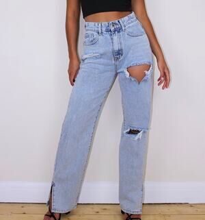 ✨New✨Pretty Little Thing Tall Bleach Washed Distressed Split Hem Jeans US Sz 10